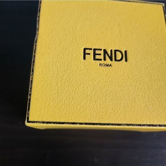 Fendi Goldtone Buckle Bracelet Vintage - Picture 7 of 7